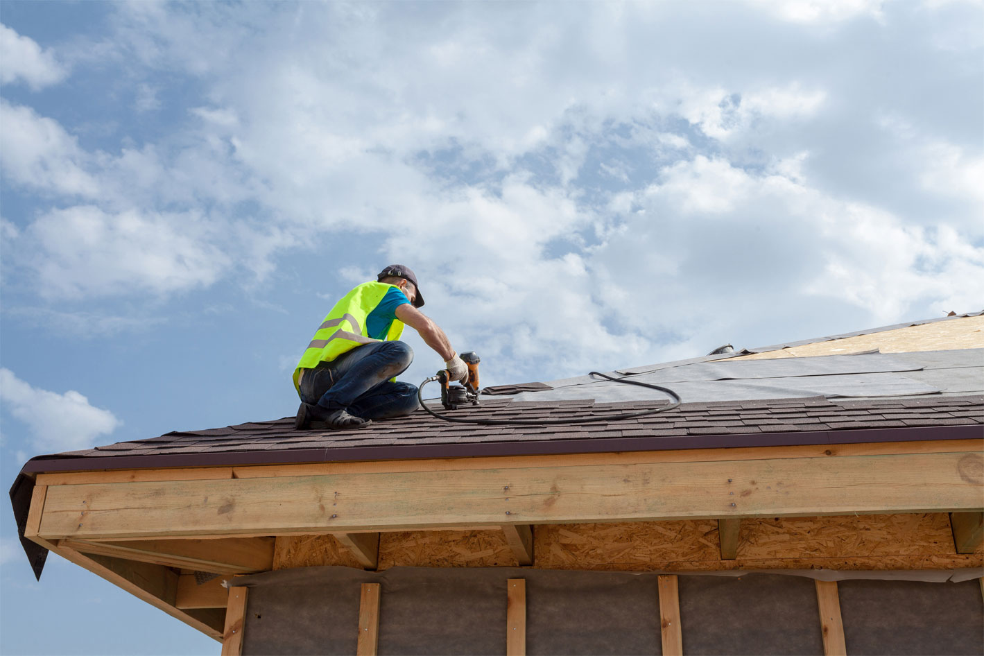 Choose a Residential Roofing Contractor - Tecadvo